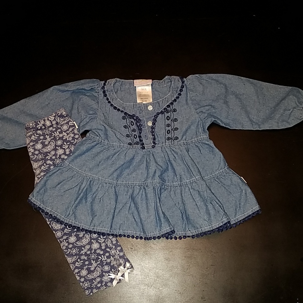 Duck duck goose top and leggings